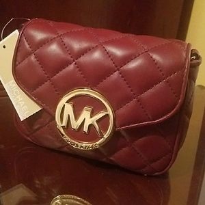 BRAND NEW Micheal Kors quilted cross body bag